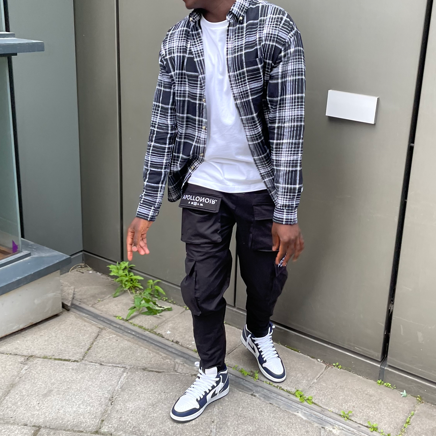 Straight Leg Cargo Pants - Black