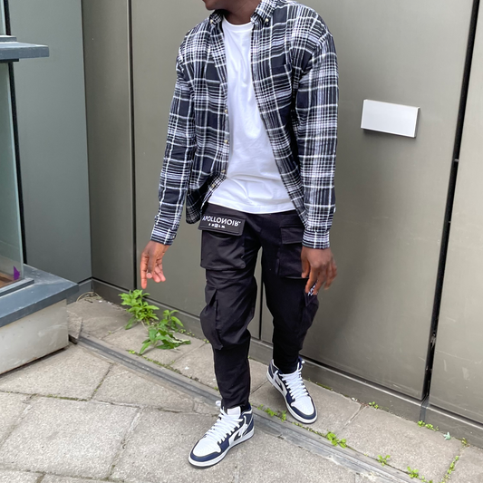 Straight Leg Cargo Pants - Black